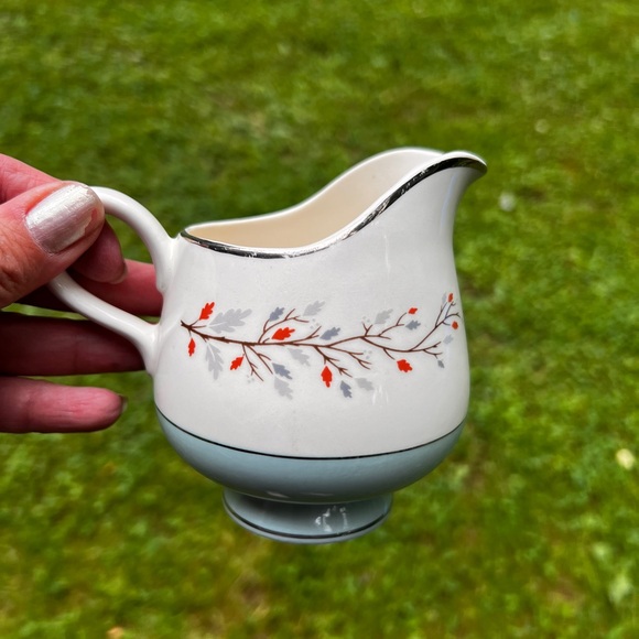 Vintage Creamer with Branch and Leaves - Picture 1 of 2